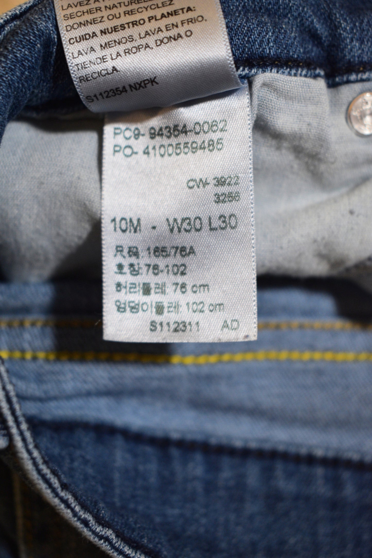 Levi Strauss Midrise Skinny 10 or 30x30