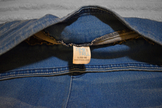 Time and Tru Dark Denim Shorts 12-14
