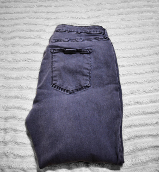 Old Navy Curvy Skinny Grey 14