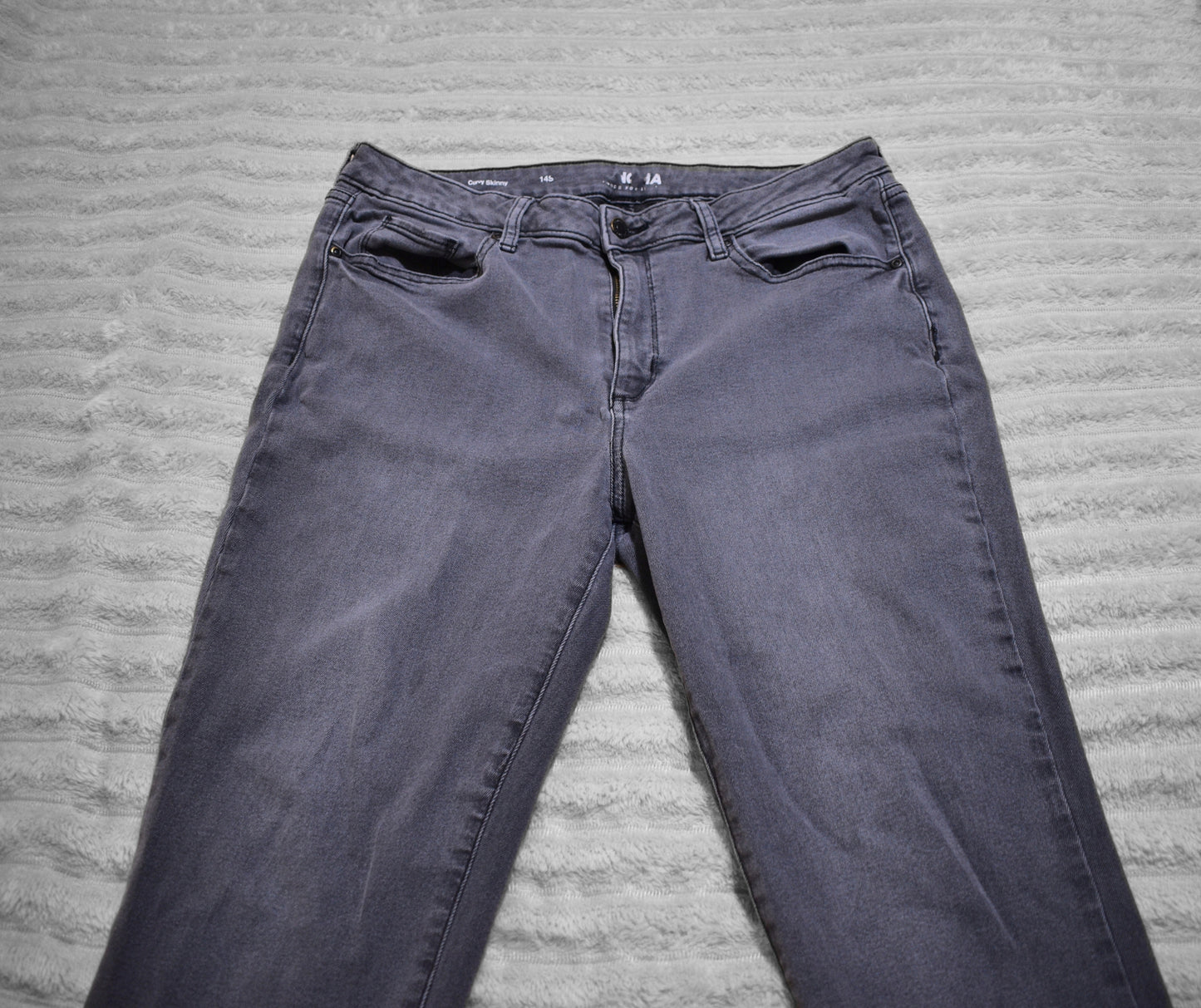 Old Navy Curvy Skinny Grey 14