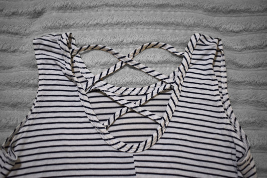 Olivia Rae Tunic Tank Medium